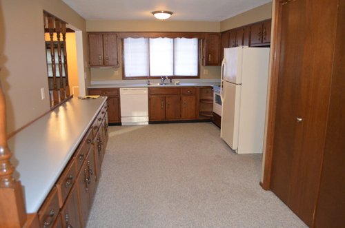 Property photo 8 - 3 Bedroom Ranch in Woodridge Estates - Real Estate Auction